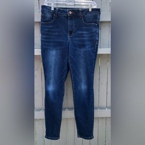 High Rise Everflex Skinny Jeans